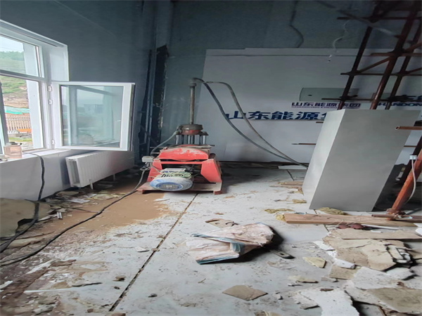 凤翔地基基础下沉墙体裂缝加固注浆顶升施工